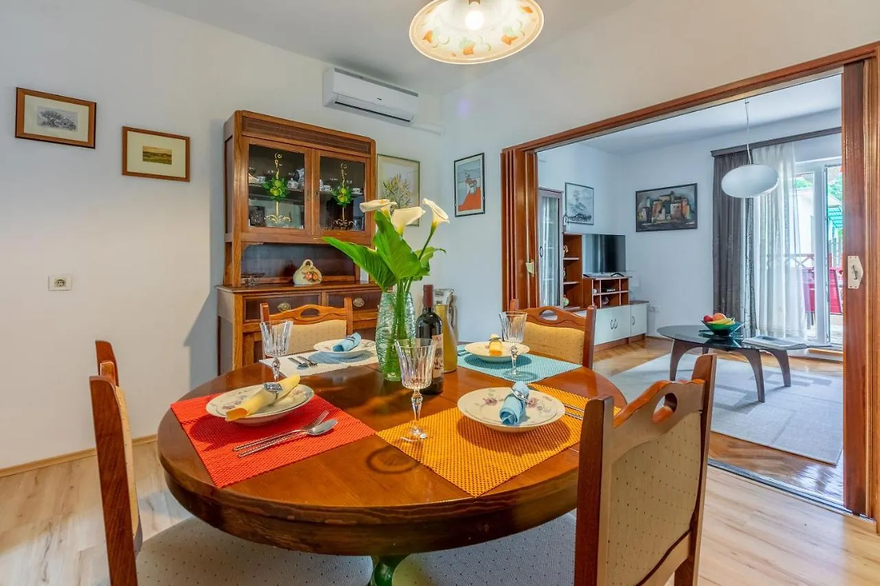 Villa House Marija Labin  Ferienhaus